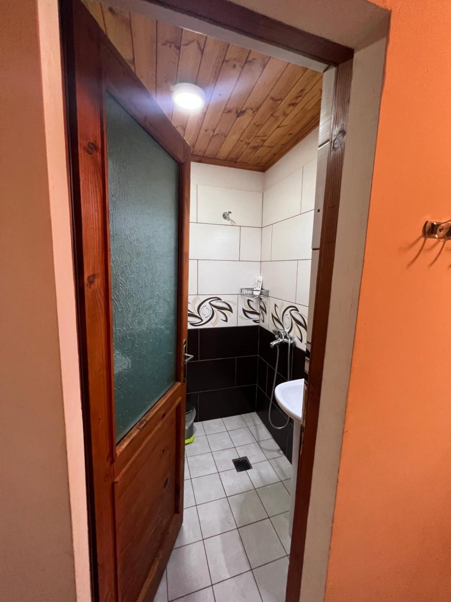 Vila Pepaj Razëm Exteriér fotografie