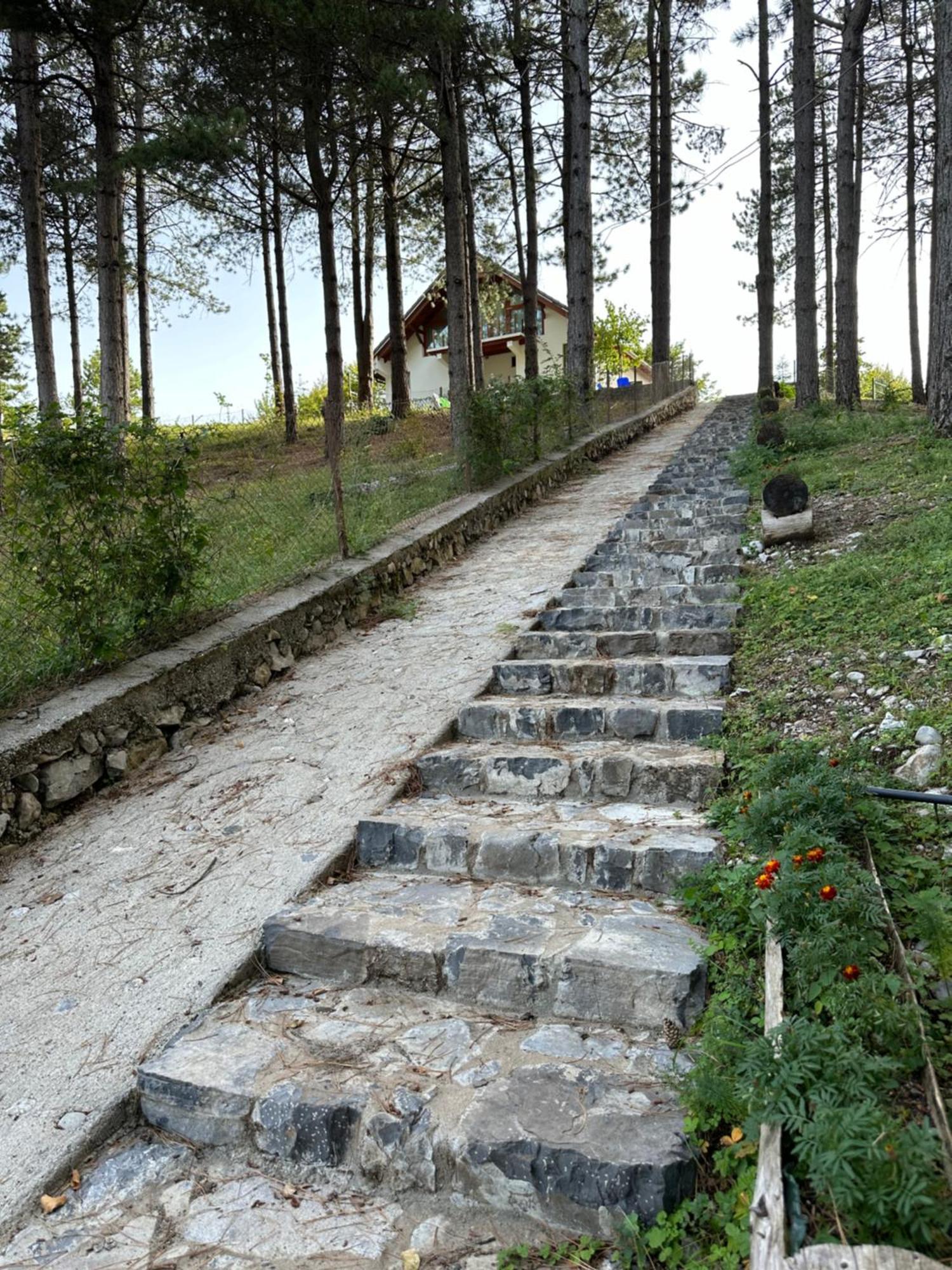 Vila Pepaj Razëm Exteriér fotografie