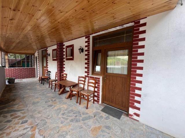 Vila Pepaj Razëm Exteriér fotografie