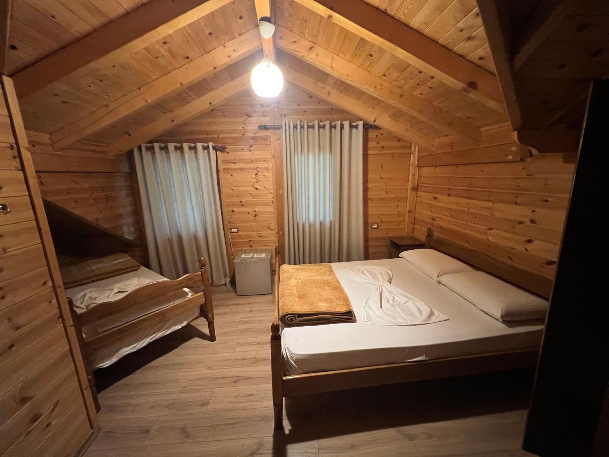 Vila Pepaj Razëm Exteriér fotografie