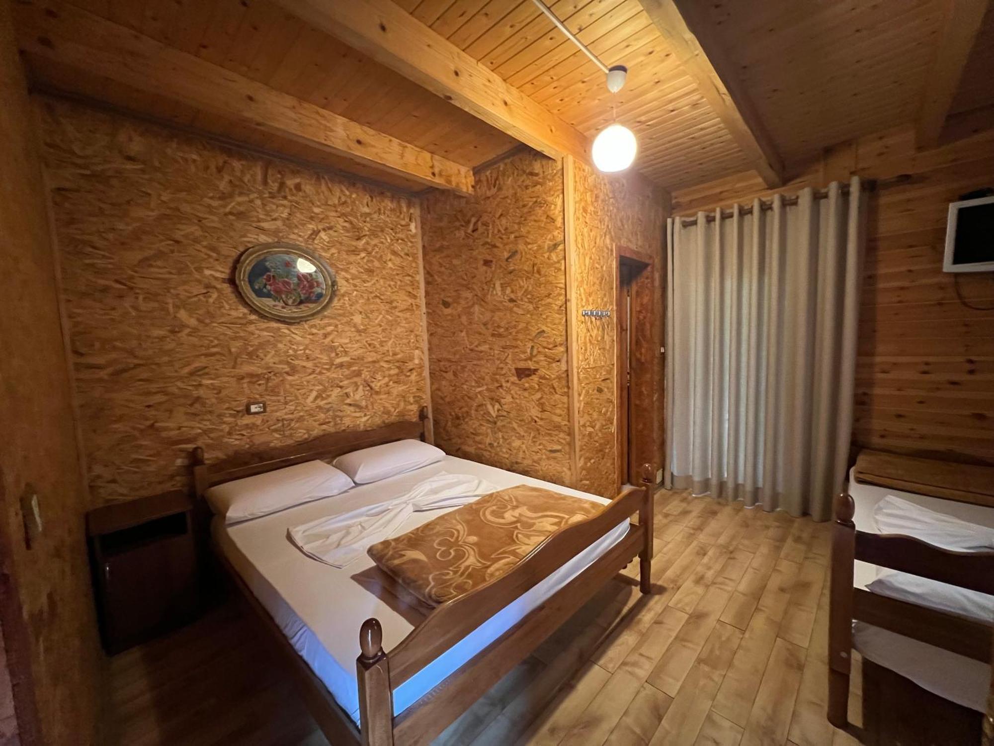 Vila Pepaj Razëm Exteriér fotografie